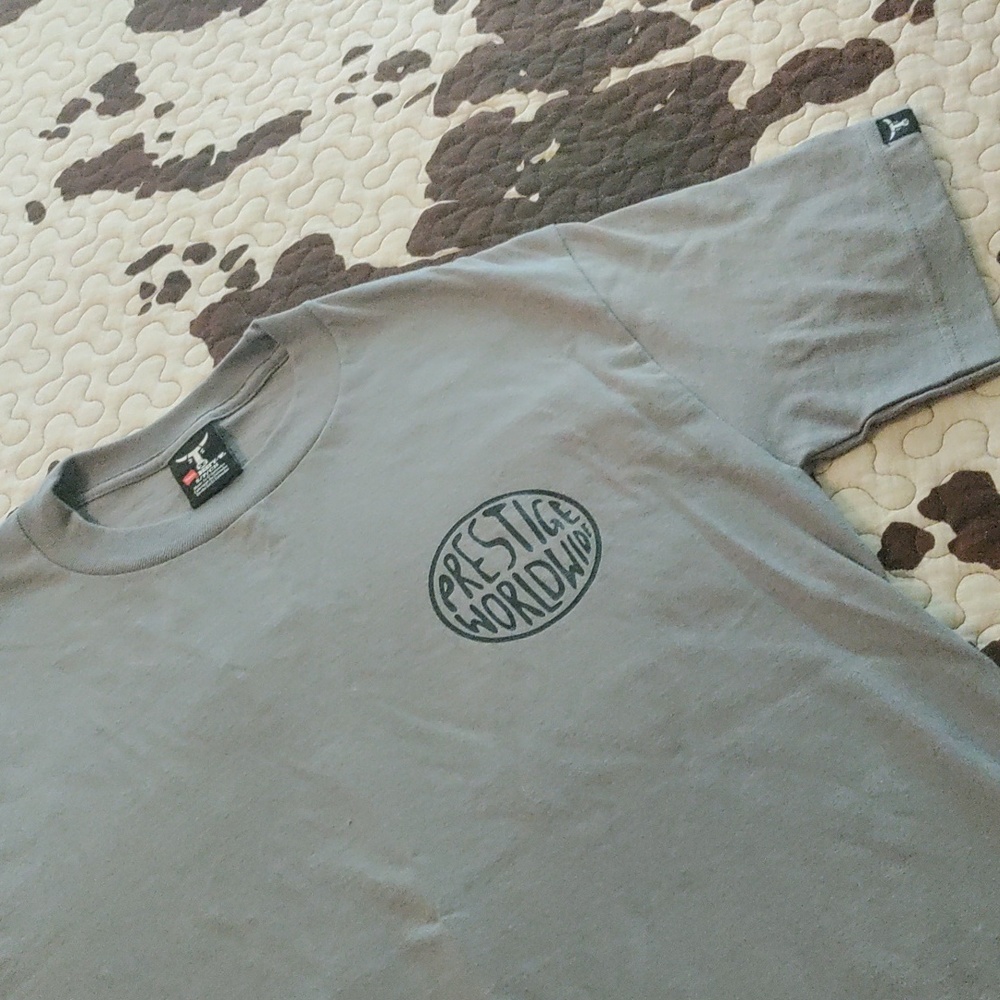 New never worn T-shirt